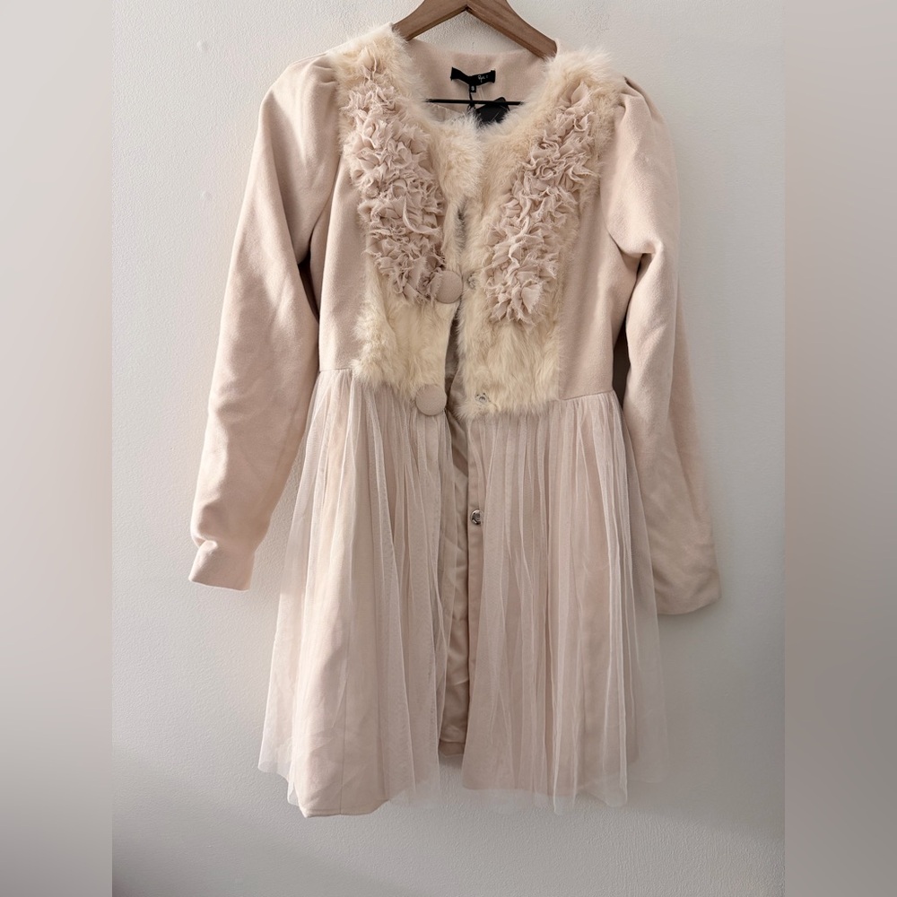 Anthropologie Ryu Coat cream Ruffle Tulle Jacket Rabbit Fur